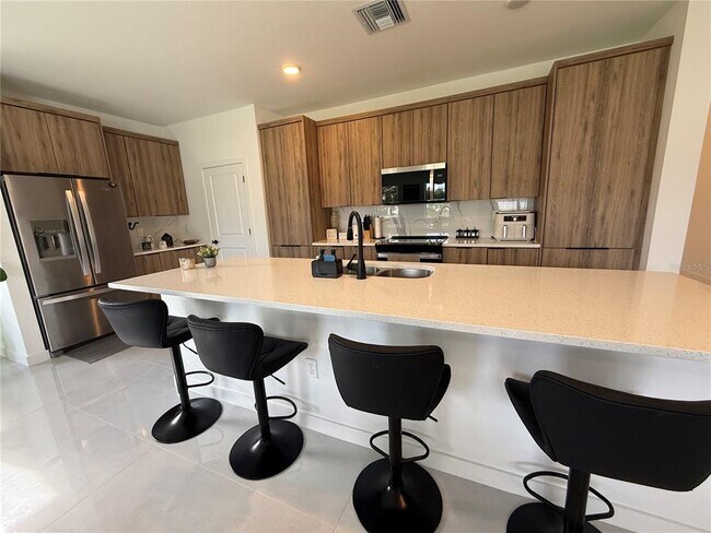 Building Photo - 6288 Chorus Dr