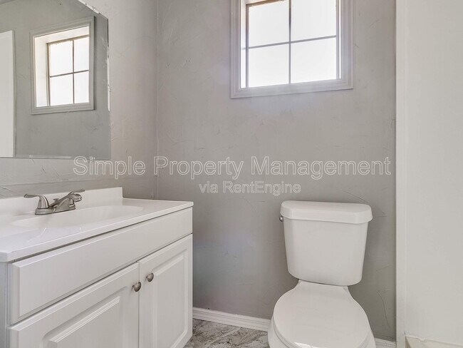 Building Photo - 1321 NW 82nd St