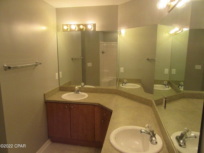 Building Photo - 3115 Meadow St