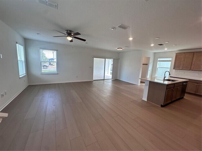 Building Photo - 4681 SUNNY CITRUS Ln