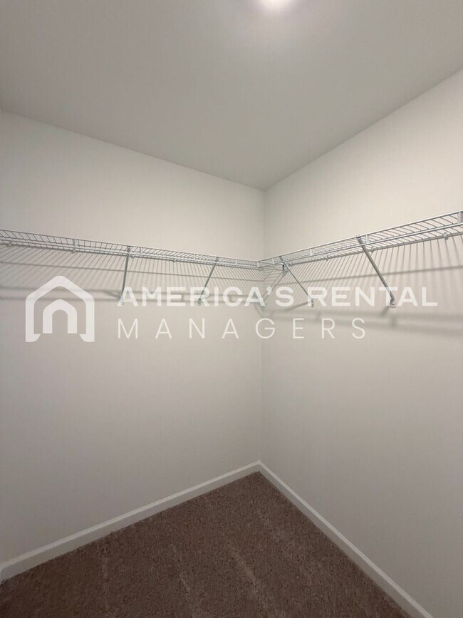 Building Photo - Brand New Living at Driftwood Townhomes!