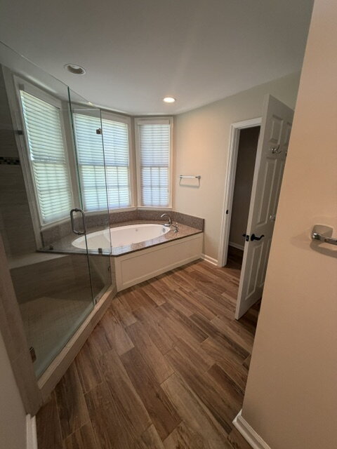 Building Photo - Amazing Four Bedroom Home Located Close to Alljoy Beach in Bluffton!