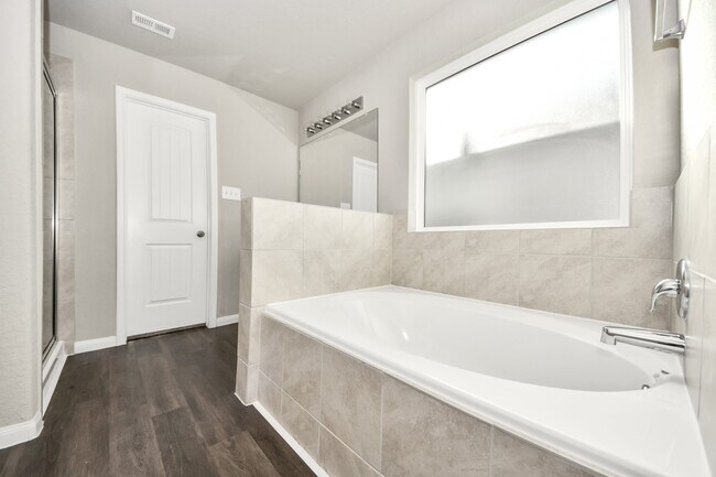 Building Photo - 3730 Giorgio Pastel Pl