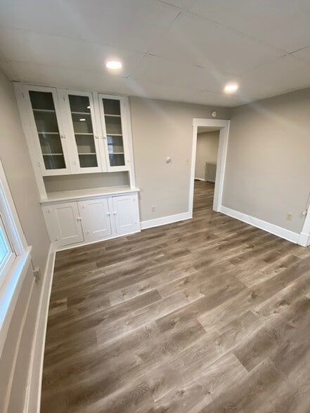 Building Photo - 229 State St