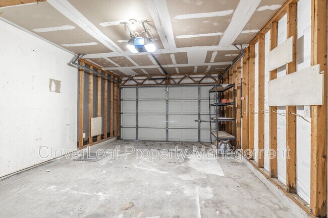 Building Photo - 15410 Wood Sorrel