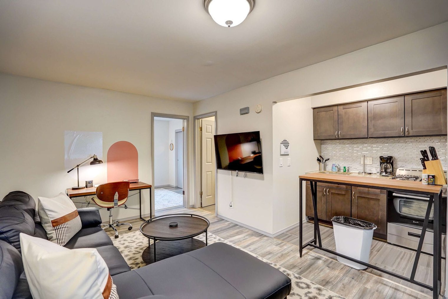 Building Photo - 407 S 94th Pl