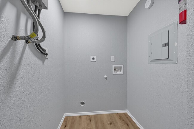 Building Photo - 11719 S Spicewood Ln
