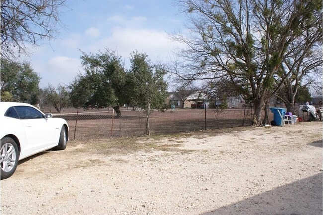 Building Photo - 501 Mesquite Rd