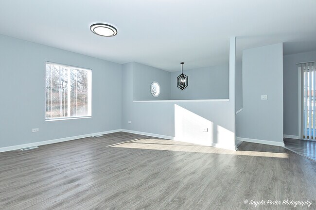 Building Photo - 1802-1811 11th St