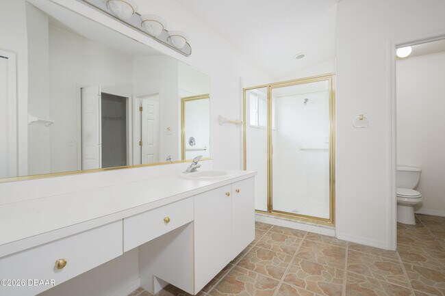 Building Photo - 1712 Arash Cir