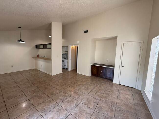 Building Photo - 8656 GSRI Ave