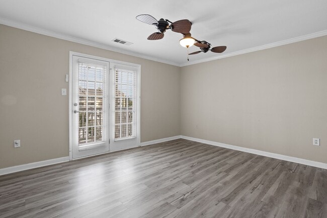 Building Photo - Welcome to Harbor Landing Condominiums — where coastal living meets convenience!