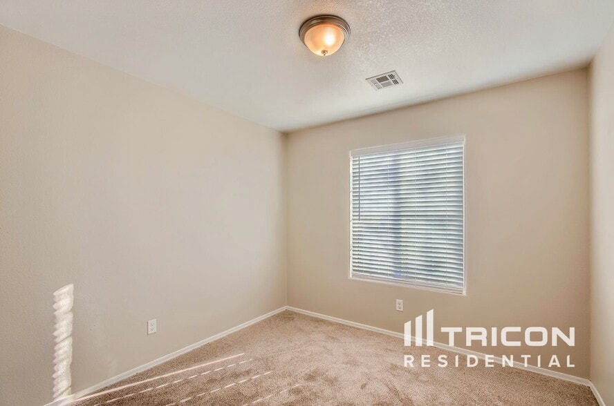 Building Photo - 14514 S Amado Blvd