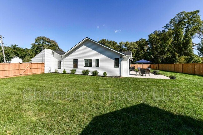 Building Photo - 3601 Keota St