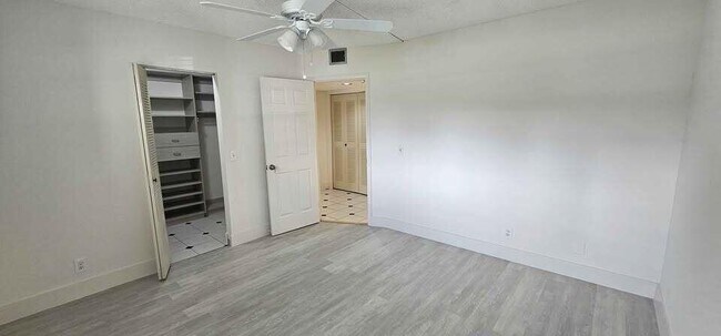 Building Photo - 12701 SW 13th St