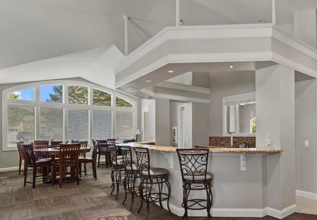 Building Photo - 6444 Silver Mesa Dr