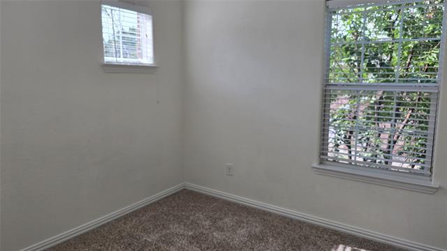 Building Photo - 706 S Jupiter Rd