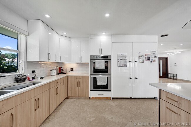 Building Photo - 4701 N 36th Ct