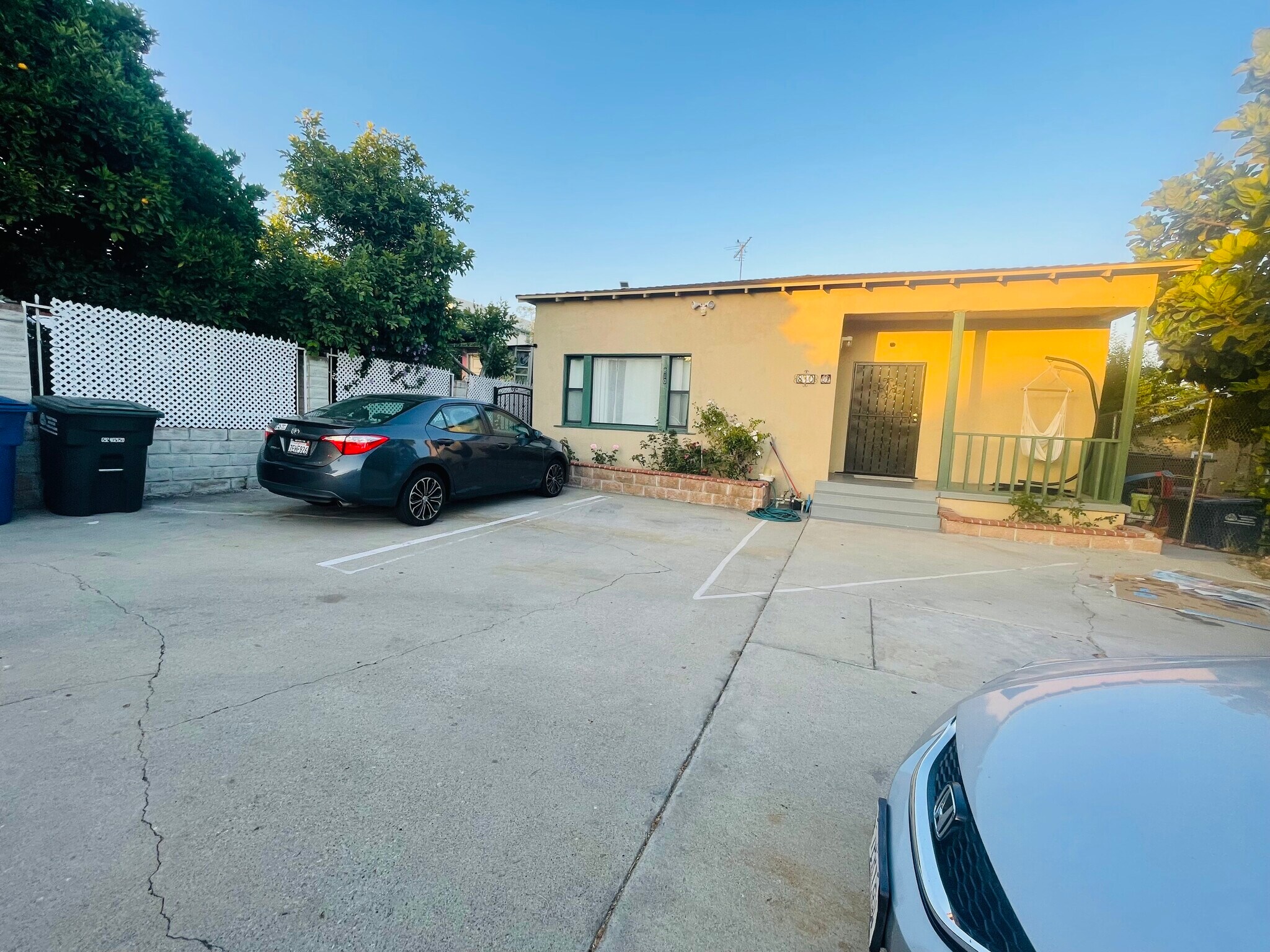 Building Photo - 808 Geraghty Ave