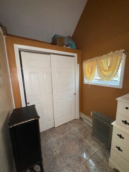 Building Photo - 707 Wren Ct