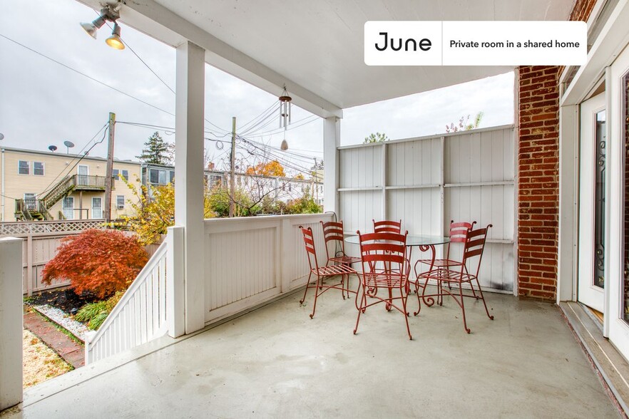 Building Photo - Room in Shared 3 bed/2 bath home in Capitol Hill