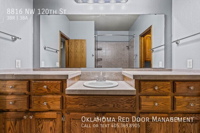 Building Photo - 8816 NW 120th St