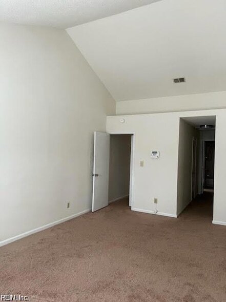 Building Photo - 404 Camberley Way