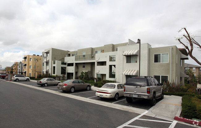 Building Photo - Sunrose Apartments