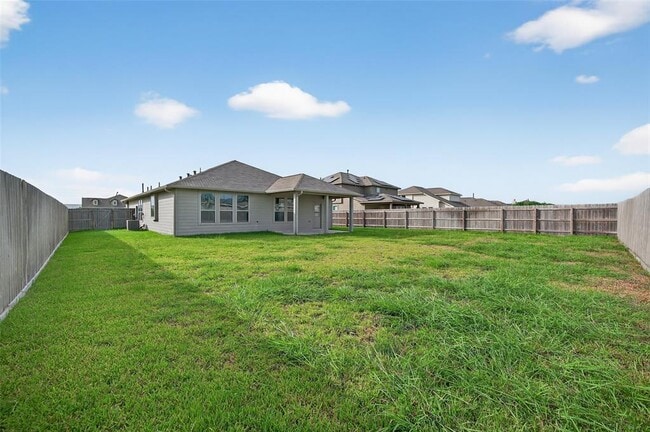 Building Photo - 206 White Wing Ln