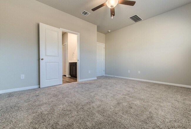 Building Photo - 14513 Heartland Dr