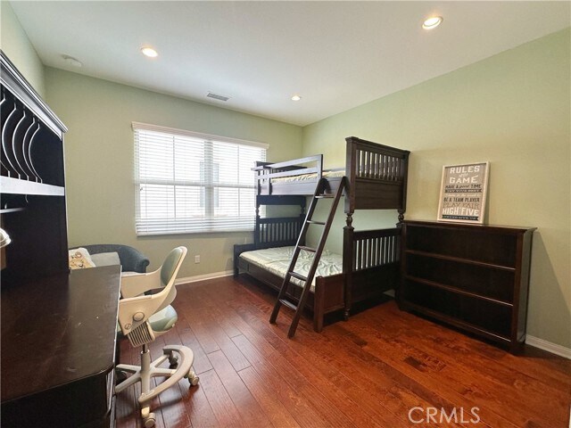 Building Photo - 65 Elmdale