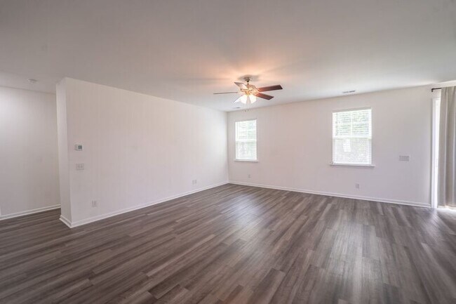Building Photo - 59 Palmer Pl