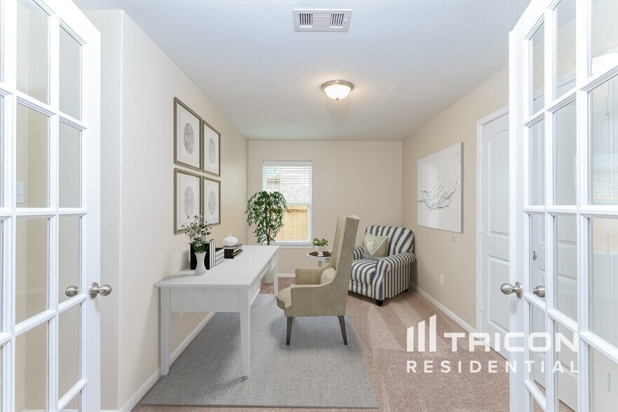 Building Photo - 232 Comanche Plains Rd