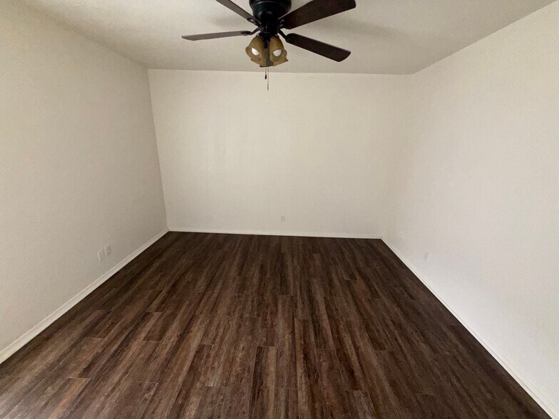 Building Photo - 4507 Coronado Ave