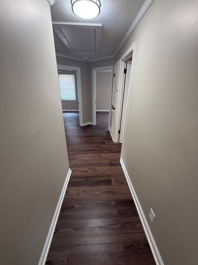 Building Photo - New on Newberg