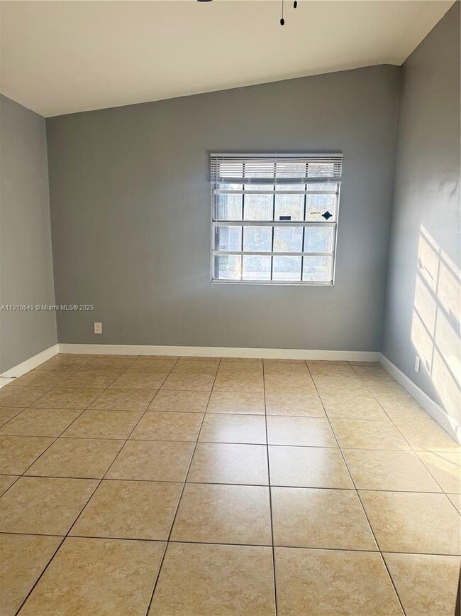 Building Photo - 1234 SW 71st Terrace