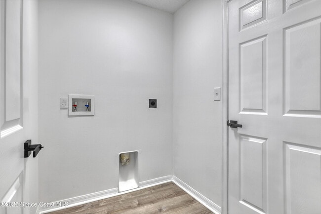 Building Photo - 1561 Sandusky St SE