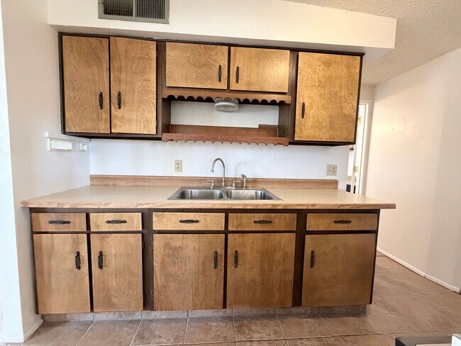 Building Photo - 3BR/2BA/2CP 1,245 sq.ft. rental in Huachuca City, AZ