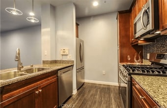 Building Photo - 2240