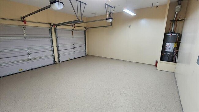 Building Photo - 3330 Ridgefair Dr