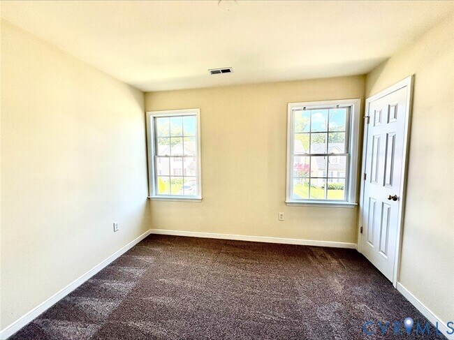 Building Photo - 6207 Beaufont Hills Ct