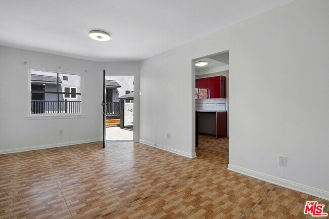 Building Photo - 3084 St George St