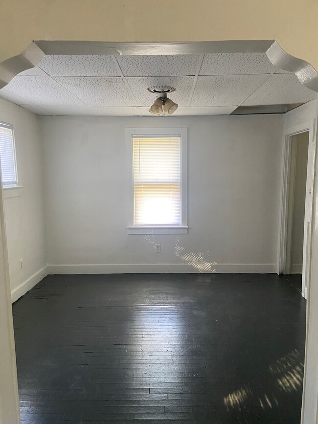 Building Photo - 1604 Homewild Ave
