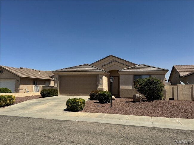 Building Photo - 4263 E Medicine Bend Rd