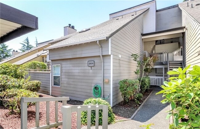 Primary Photo - Updated Condo Available for Rent!