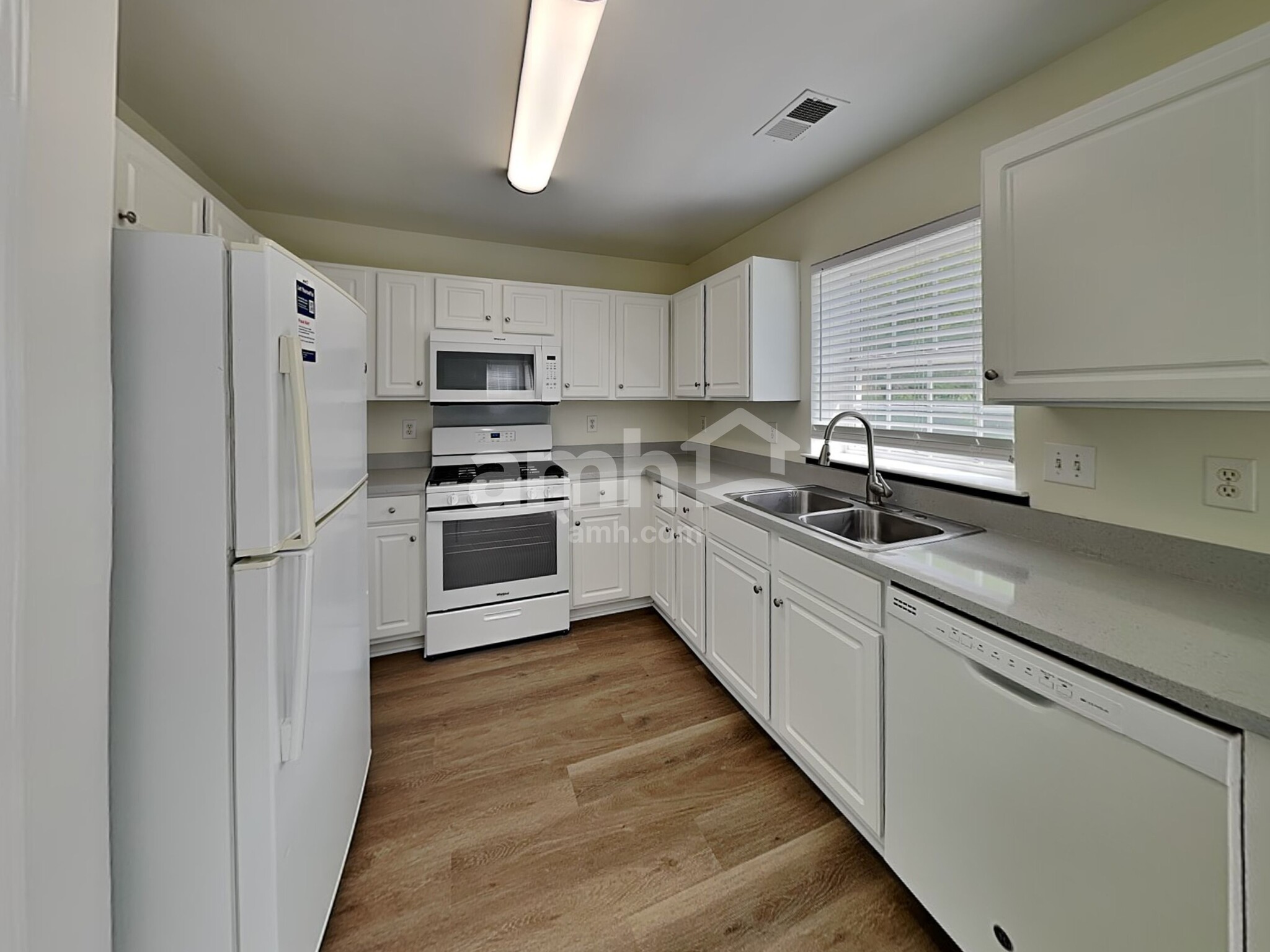 Building Photo - 9512 Chastain Walk Dr