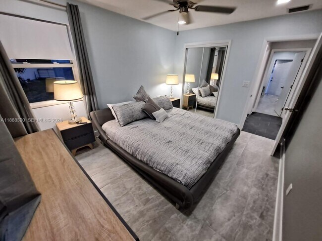 Building Photo - 2242 Polk St