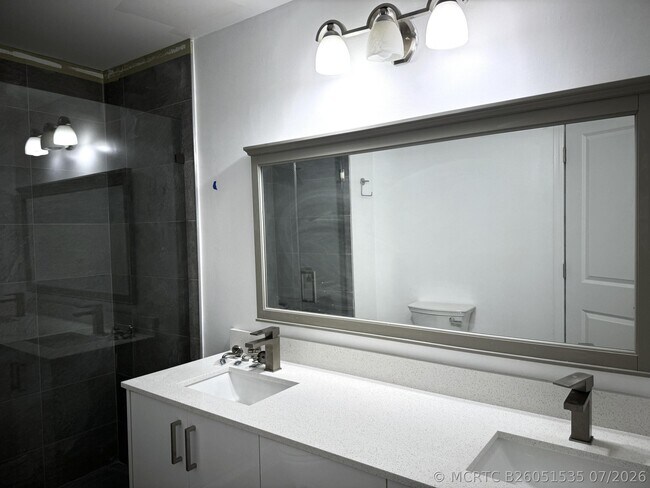 Building Photo - 855 NW 80th Way