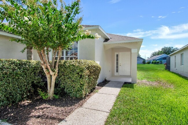 Building Photo - 236 Langham Dr