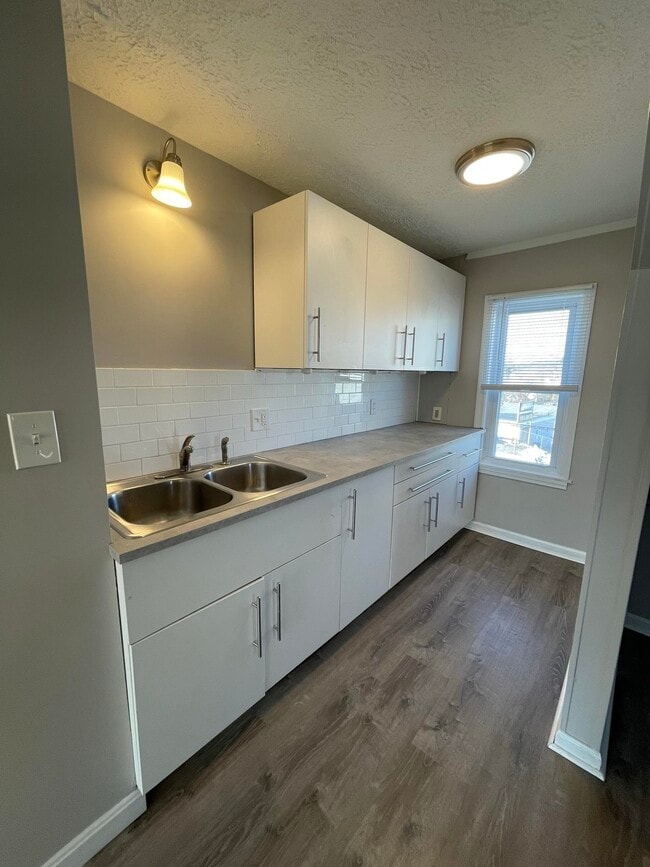 Building Photo - 12 Cumberland St